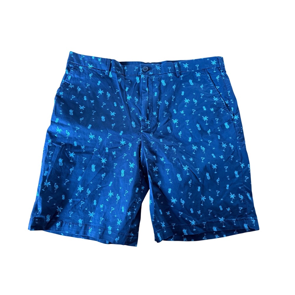 NWT Izod Saltwater stretch‎ blue shorts martini and flamingo print beach coastal